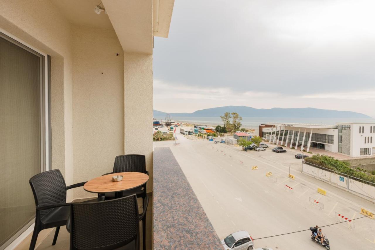 Hotel Portside Gf Vlorë Exterior foto